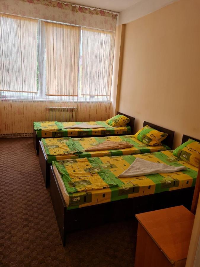 Готель Ас Берегово Buitenkant foto